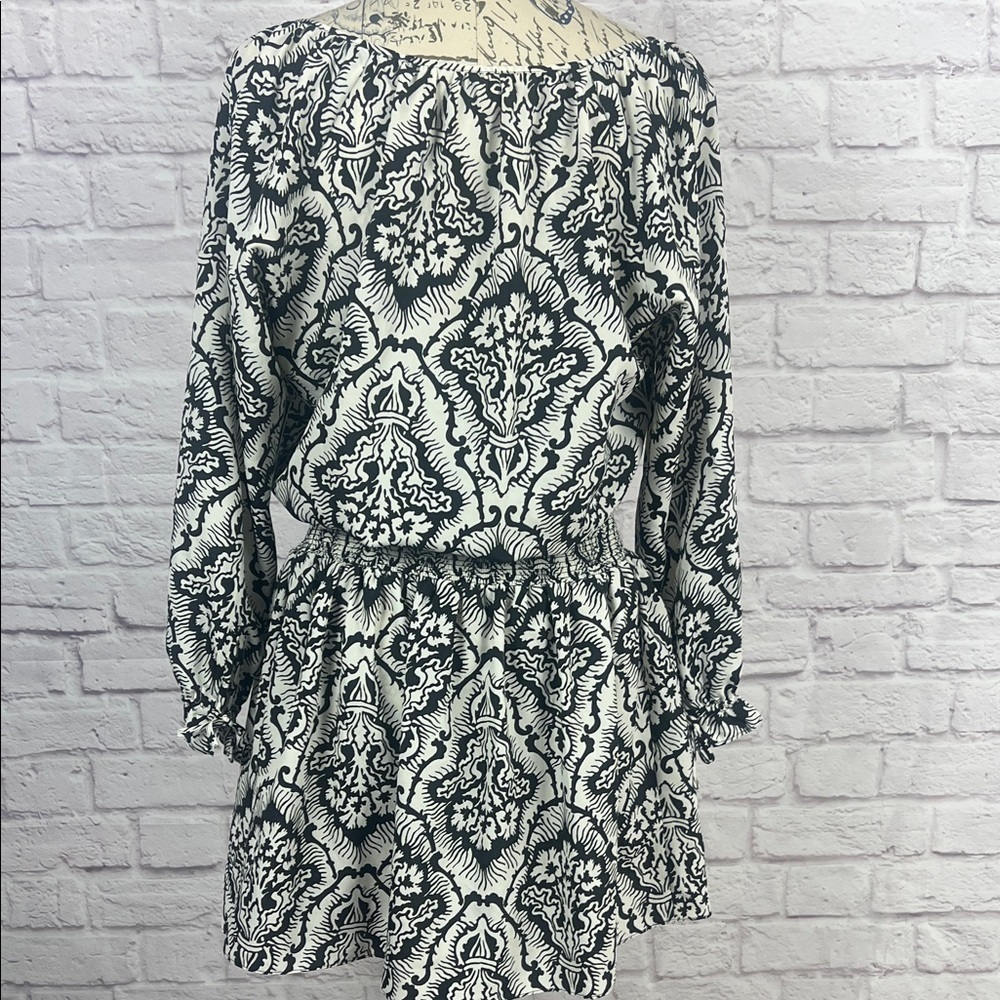 Juicy Couture Black and White Long Sleeve Smocked Waist Dress - Picture 6 of 11
